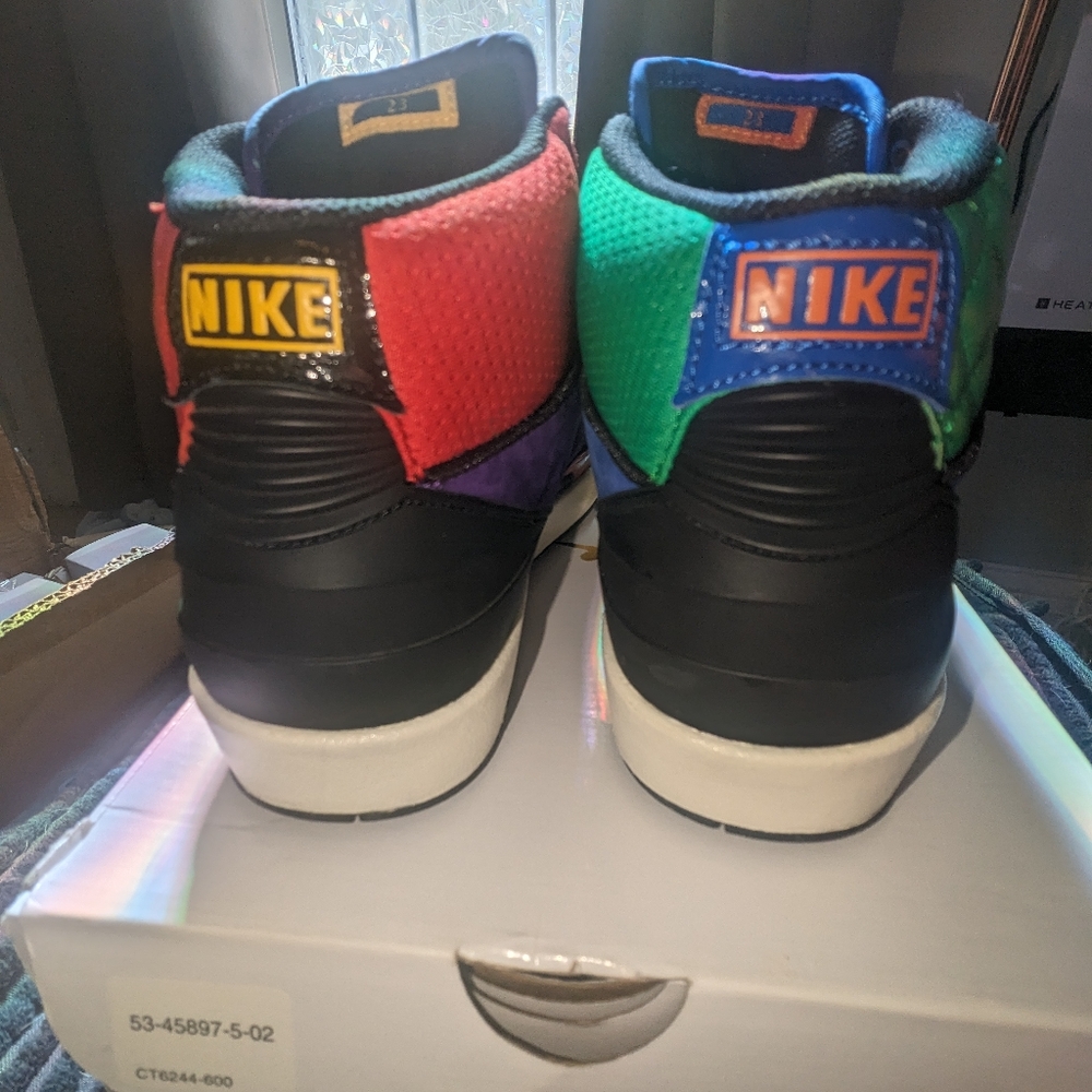 Jordan Retro 2 Women's Rivals - Picture 4 of 13